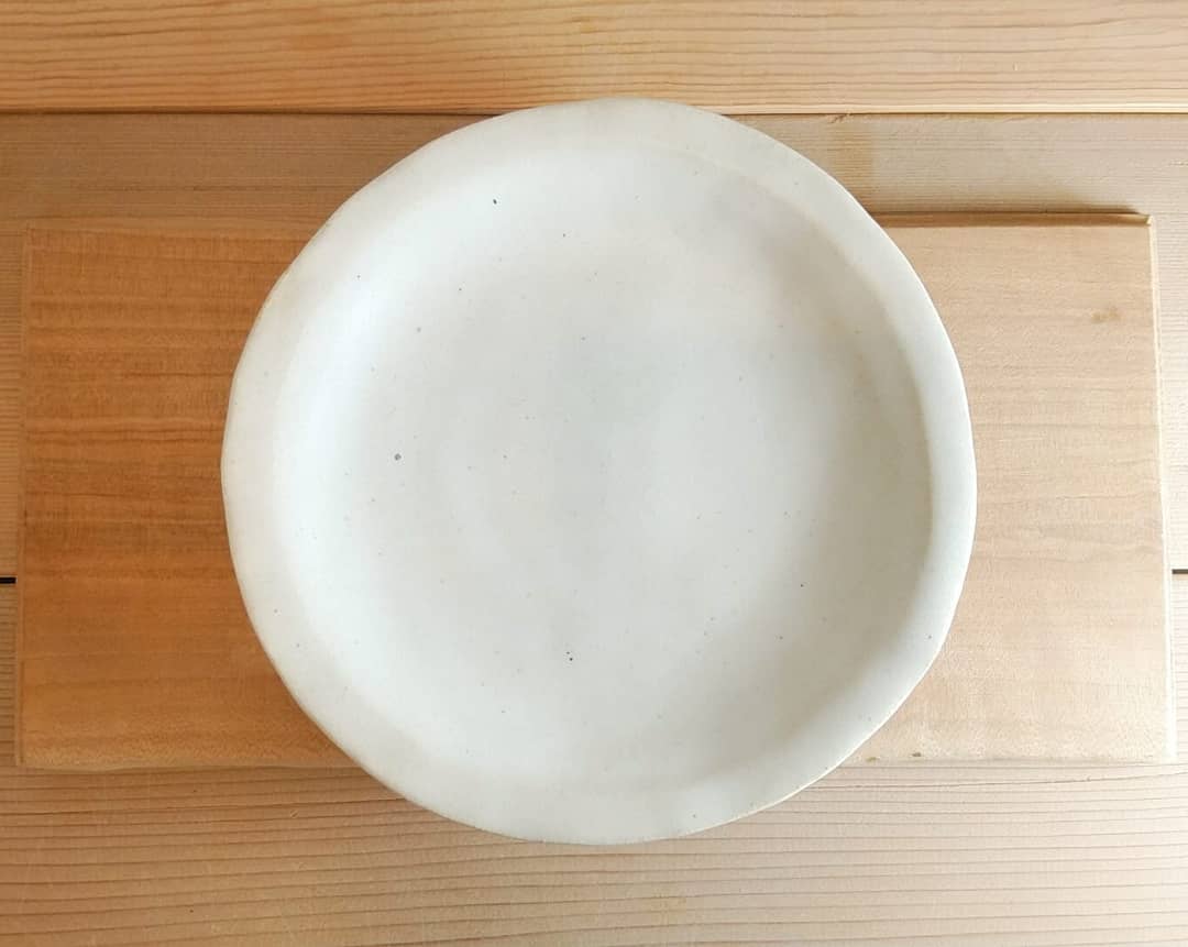 リム皿（アイボリーホワイト）